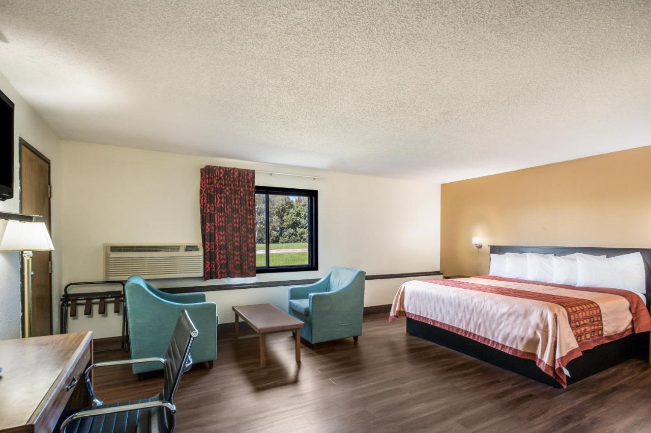 Americas Best Value Inn & Suites Harrisonville Exterior foto