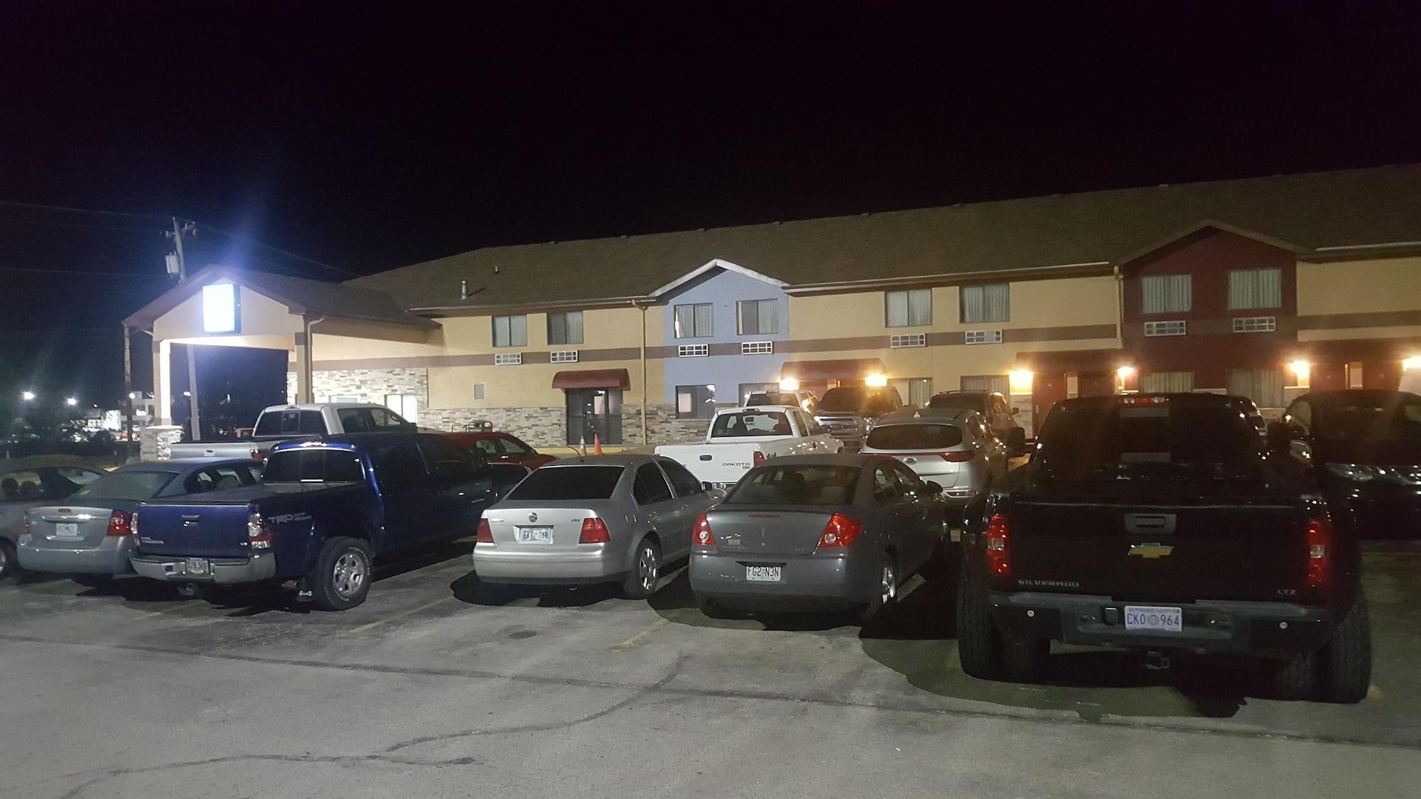 Americas Best Value Inn & Suites Harrisonville Exterior foto