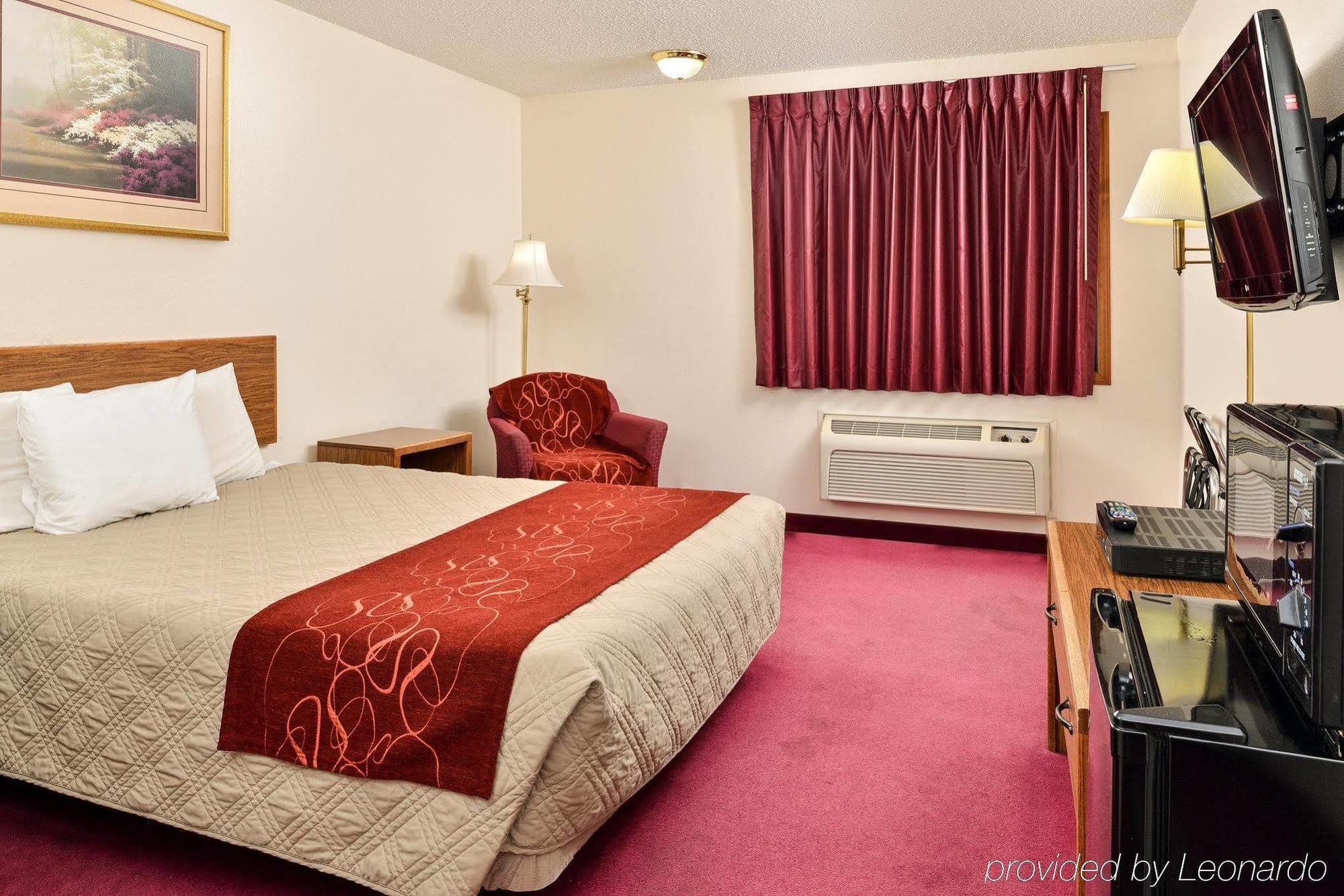 Americas Best Value Inn & Suites Harrisonville Exterior foto