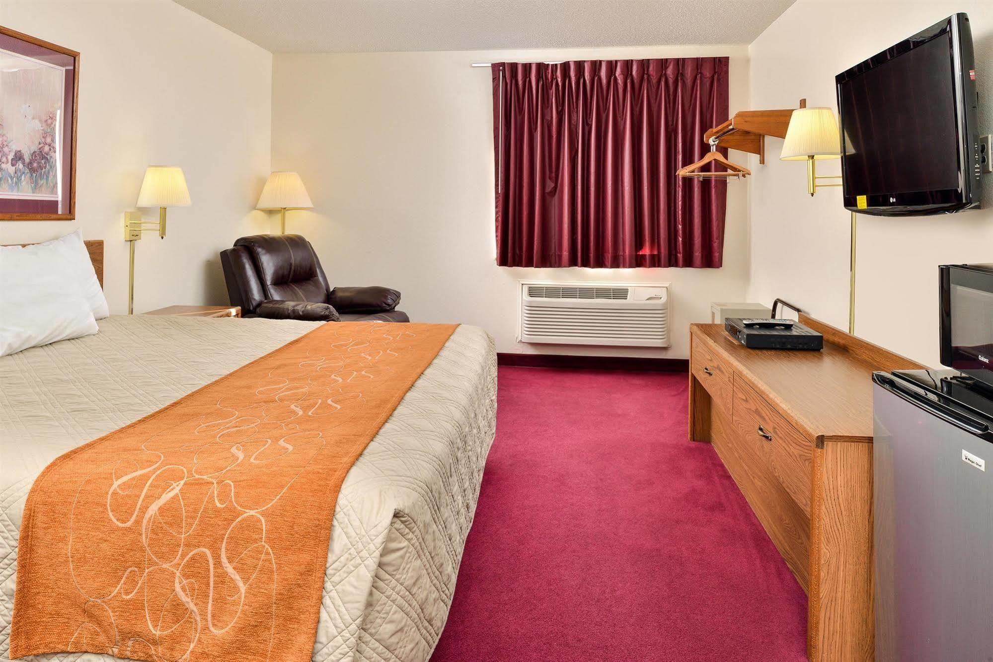 Americas Best Value Inn & Suites Harrisonville Exterior foto